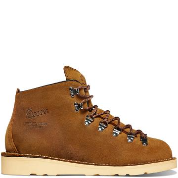 Brown Men's Danner Mountain Light Hiking Boots | NZ4807GL