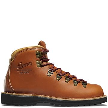 Chocolate Women's Danner Mountain Pass Cedar Boots | NZ4510WY