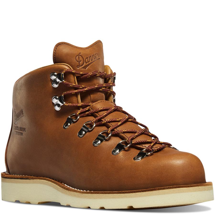 Brown Men's Danner Mountain Light Kenton Work Boots | NZ4882GL