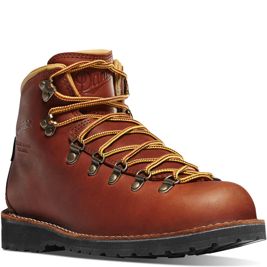 Coffee Women's Danner Mountain Pass Hiking Boots | NZ4446FM