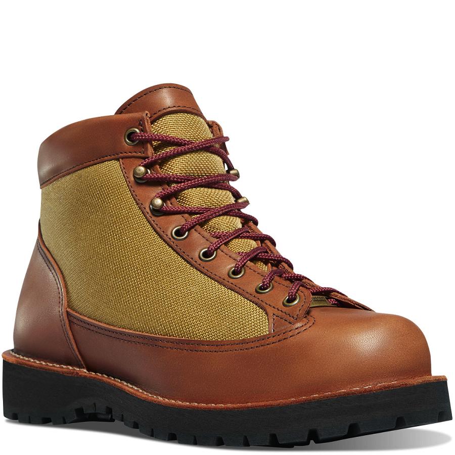 Khaki Men's Danner Light Revival Hiking Boots | NZ4829AP