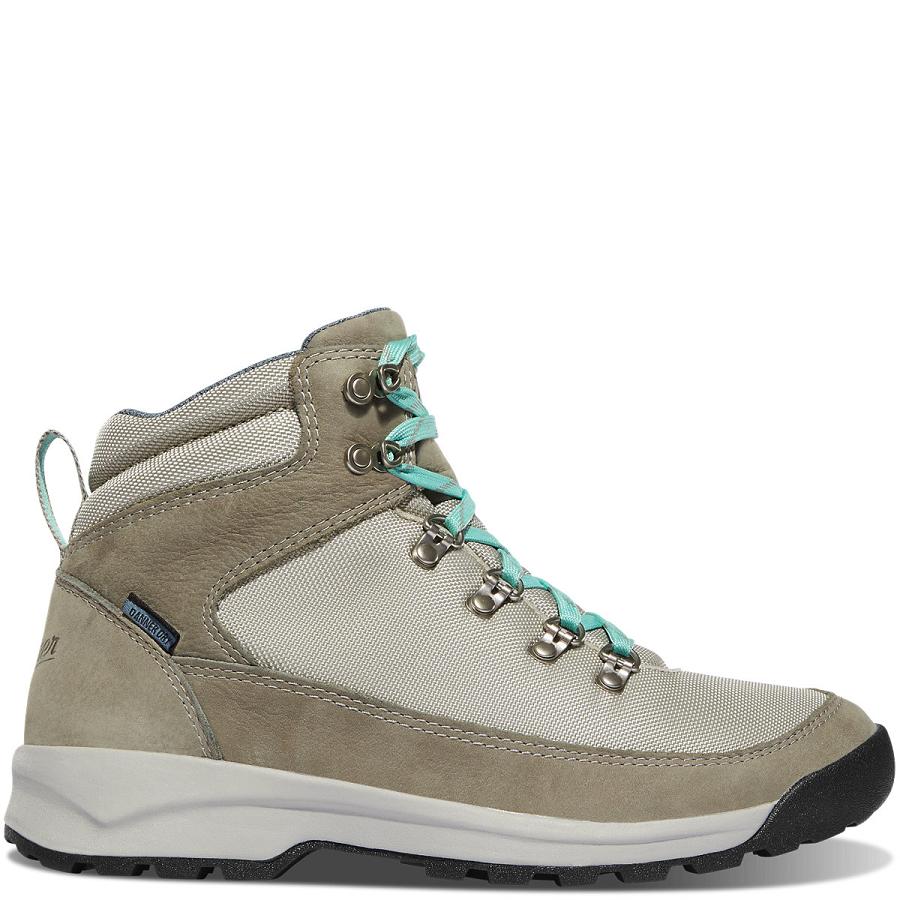 Olive Women\'s Danner Adrika Hiking Boots | NZ4439ZG